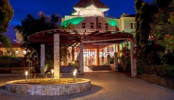Beautiful hotel for sale in Entebbe